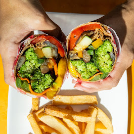 Wraptor Restaurant Bar Image