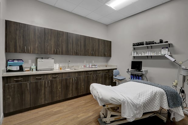 Images Create A Smile Dentistry - Dr. Ken Moore