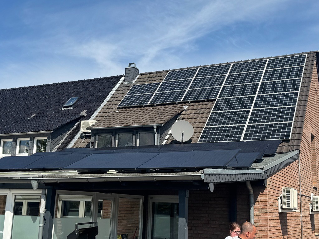 Bilder Rhino Solar