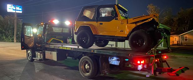 Images Johnston's Towing Services LLC