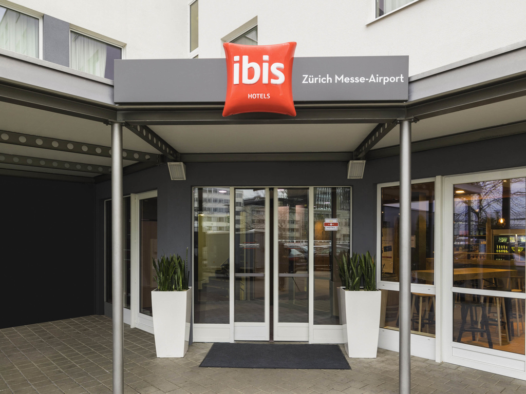 ibis Zurich Messe Airport