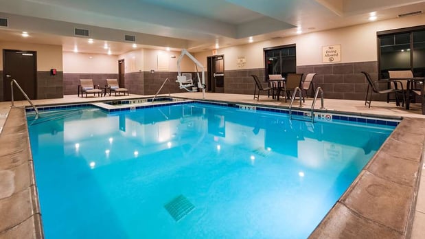 Images Best Western Plus Overland Inn