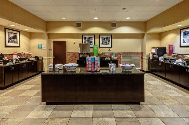 Images Hampton Inn Jacksonville-Anniston Area