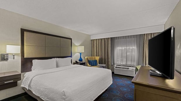 Images Hampton Inn Bloomington