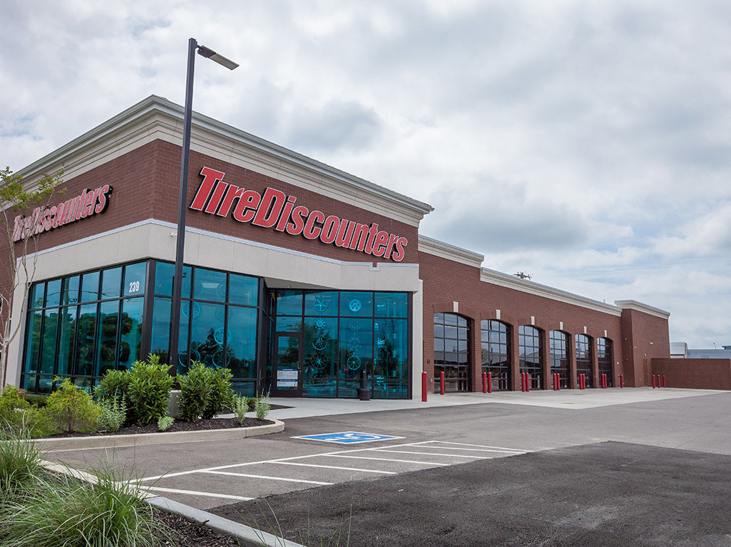 Tire Discounters on 239 E Main St in Hendersonville