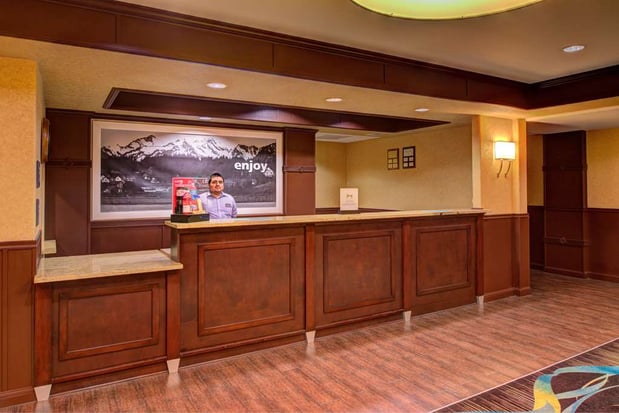 Images Hampton Inn & Suites Ontario