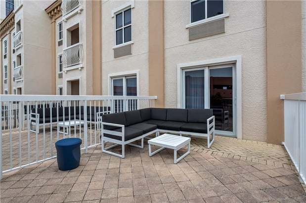 Images Hampton Inn & Suites St. Petersburg/Downtown