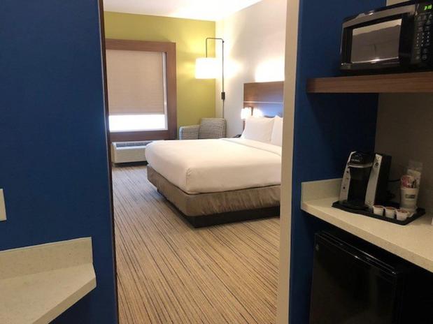 Images Holiday Inn Express & Suites Rio Grande City by IHG