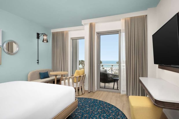 Images The Hiatus Clearwater Beach, Curio Collection by Hilton