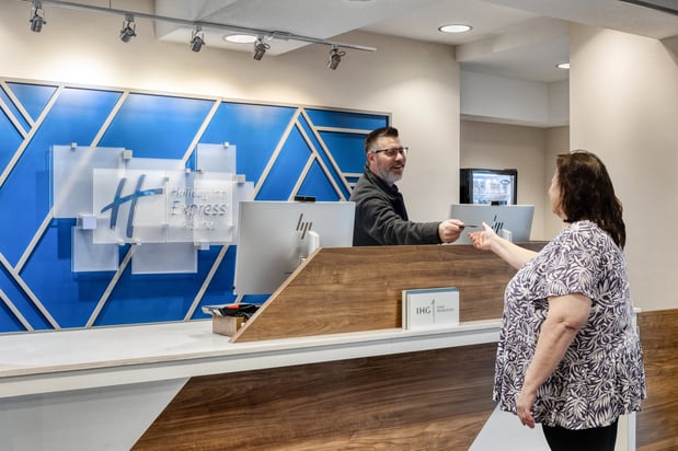 Images Holiday Inn Express & Suites Portland-Jantzen Beach by IHG