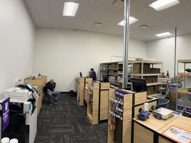 Images FedEx Office Print & Ship Center
