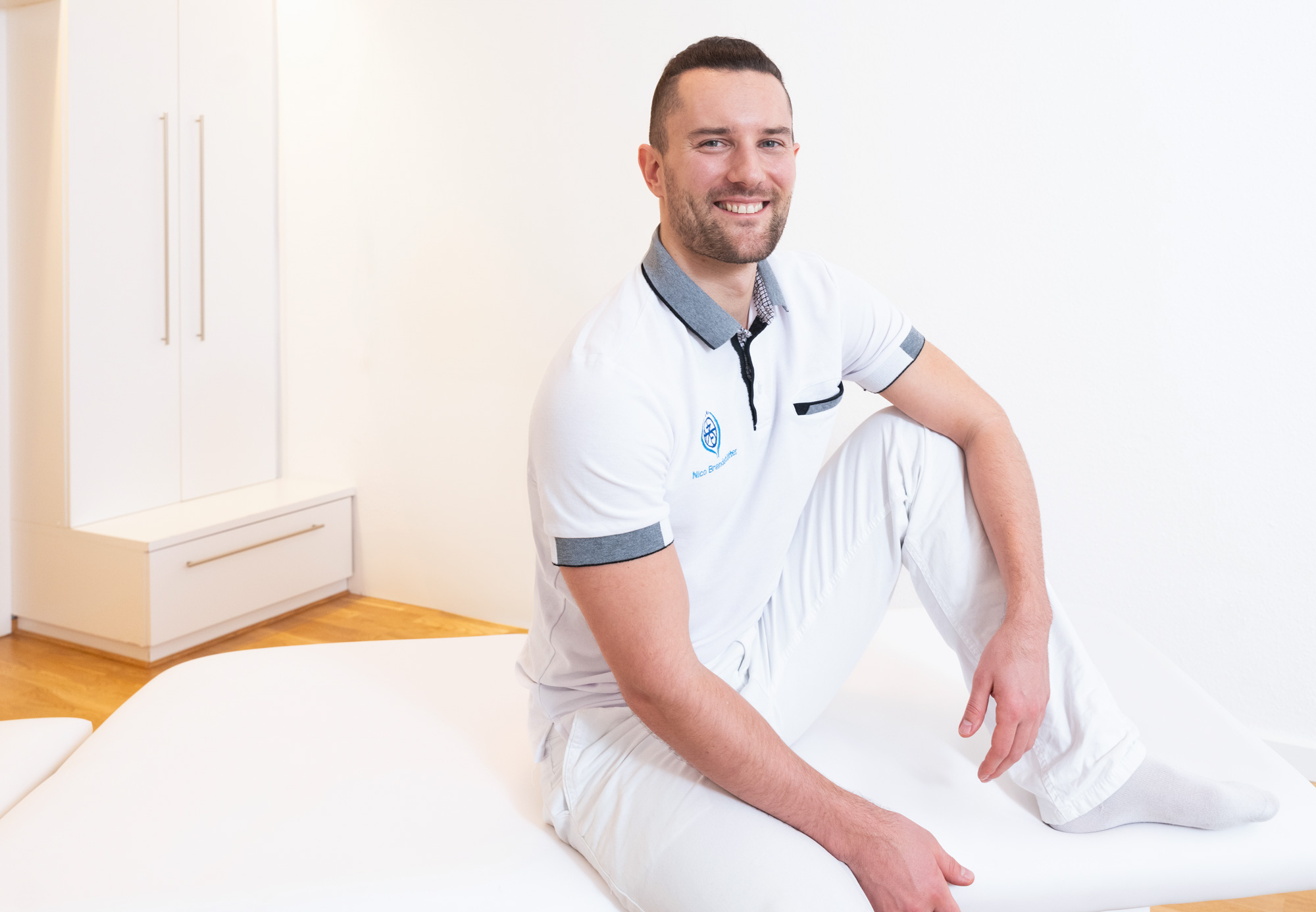 Bilder Osteopathie Praxis - Nico Brandstätter