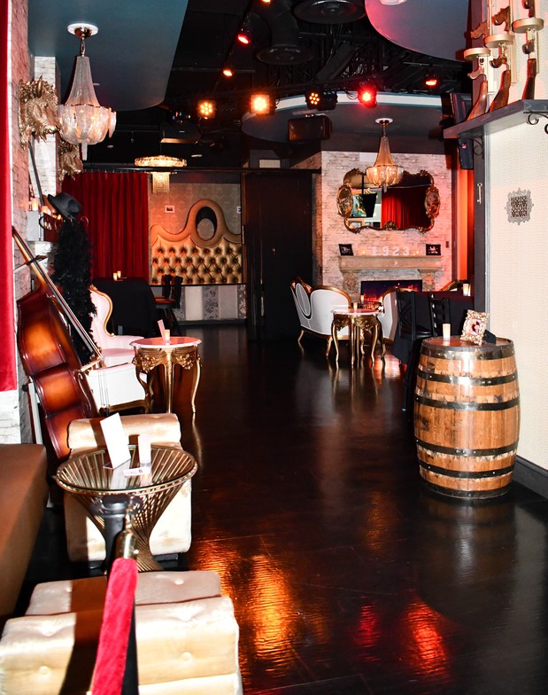Images 1923 Prohibition Bar