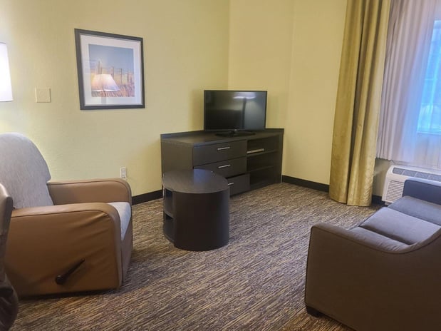 Images Candlewood Suites Bismarck by IHG