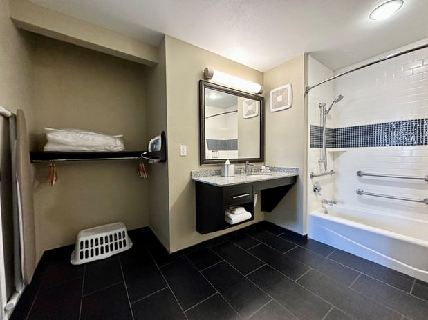 Images Staybridge Suites Carlsbad - San Diego by IHG