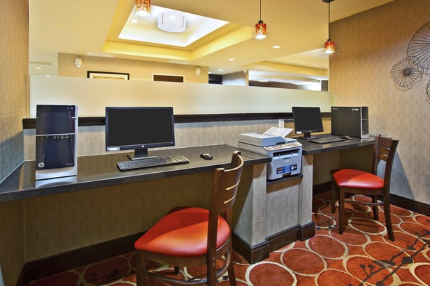 Images Holiday Inn Express & Suites Springfield - Dayton Area by IHG