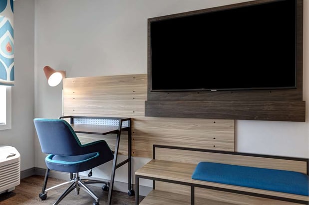 Images Tru by Hilton Grantville