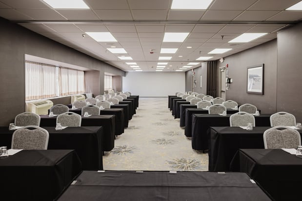 Images Crowne Plaza Suites Msp Airport - Mall of America by IHG