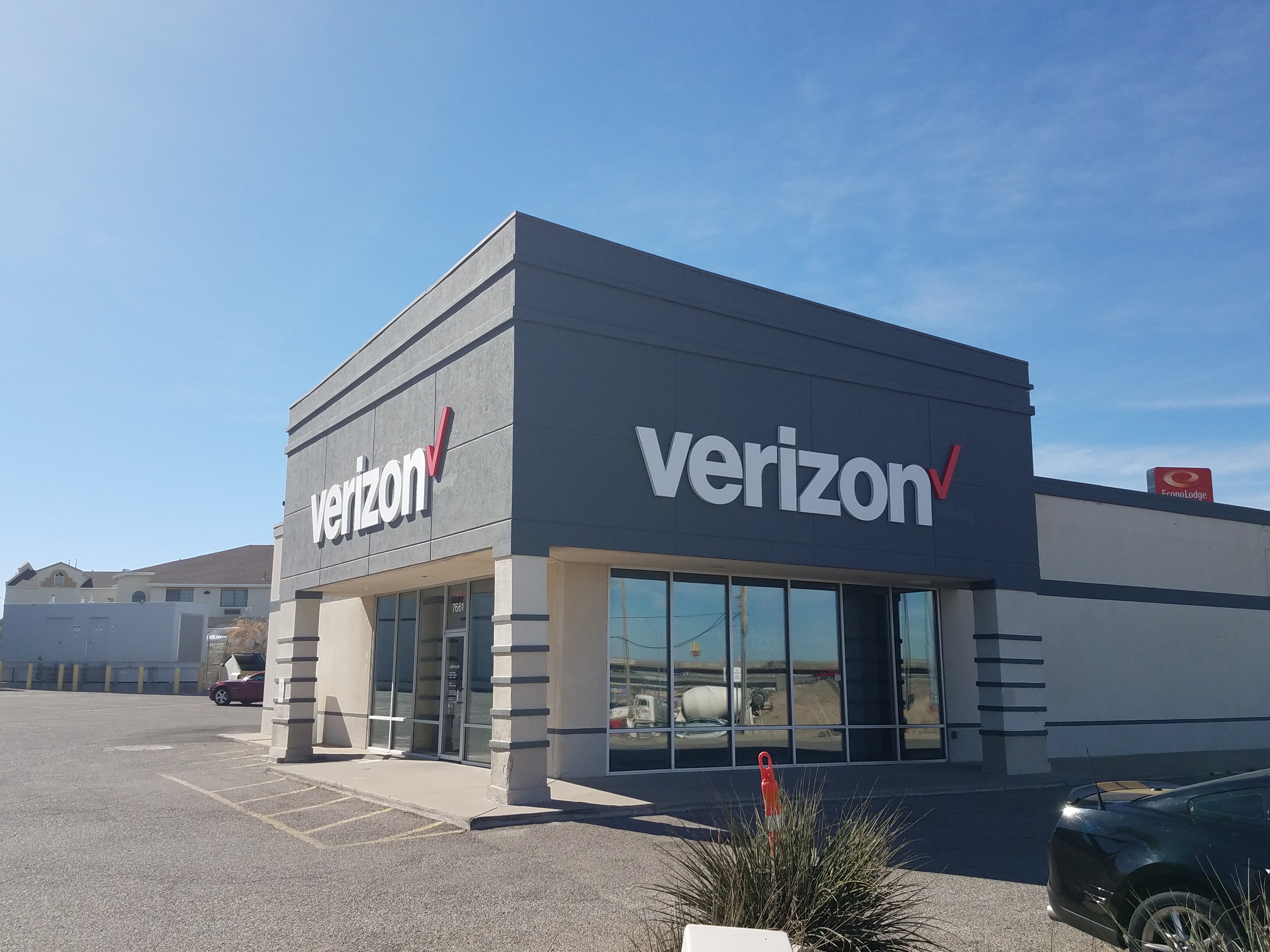 Verizon Authorized Retailer – GoWireless Photo