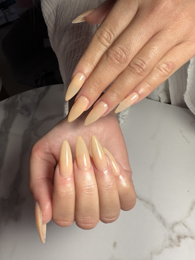 Images StarLuxe Nails & Spa Lounge