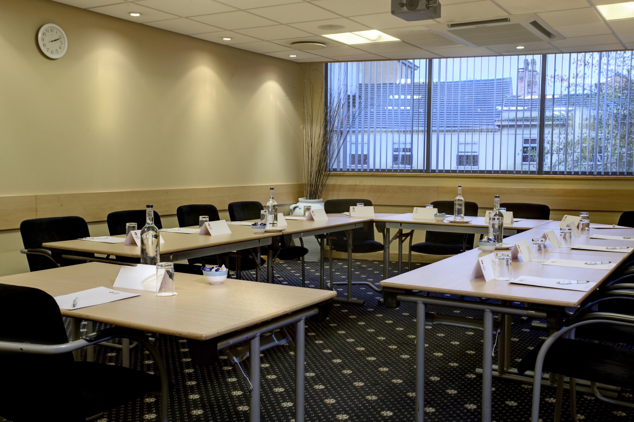 Images Garner Hotel Nottingham City Centre by IHG