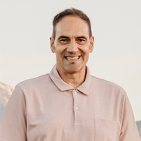 Nate Dalebout headshot