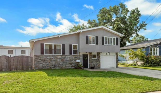 Images Kathleen Quarterman - Quarterman Realty Group
