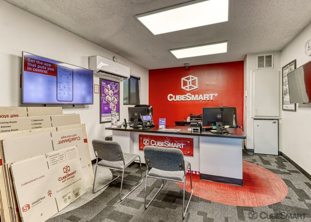 Images CubeSmart Self Storage