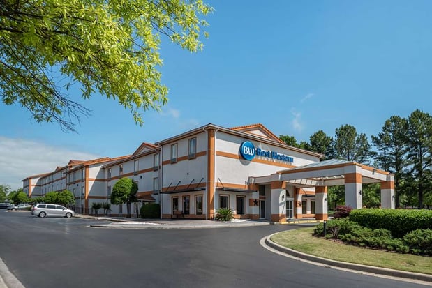 Images Best Western Carlton Suites