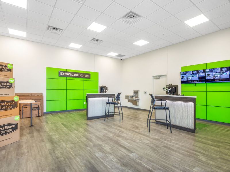 Office - Extra Space Storage at 14 Dairyland Sq, Red Lion, PA 17356