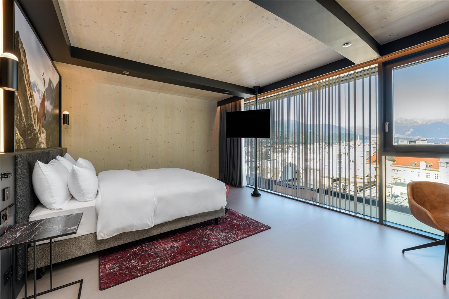 Radisson RED Innsbruck, Raiffeisenplatz 1-4 in Innsbruck