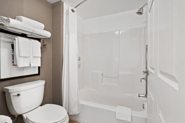 Images Staybridge Suites North Brunswick by IHG