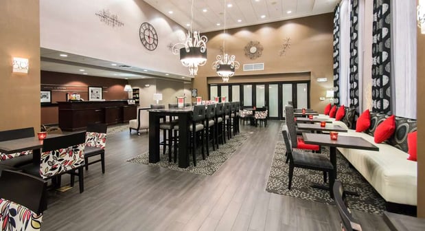 Images Hampton Inn & Suites Orlando-John Young Pkwy/S. Park