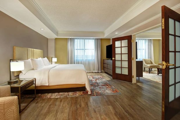 Images Embassy Suites by Hilton Little Rock
