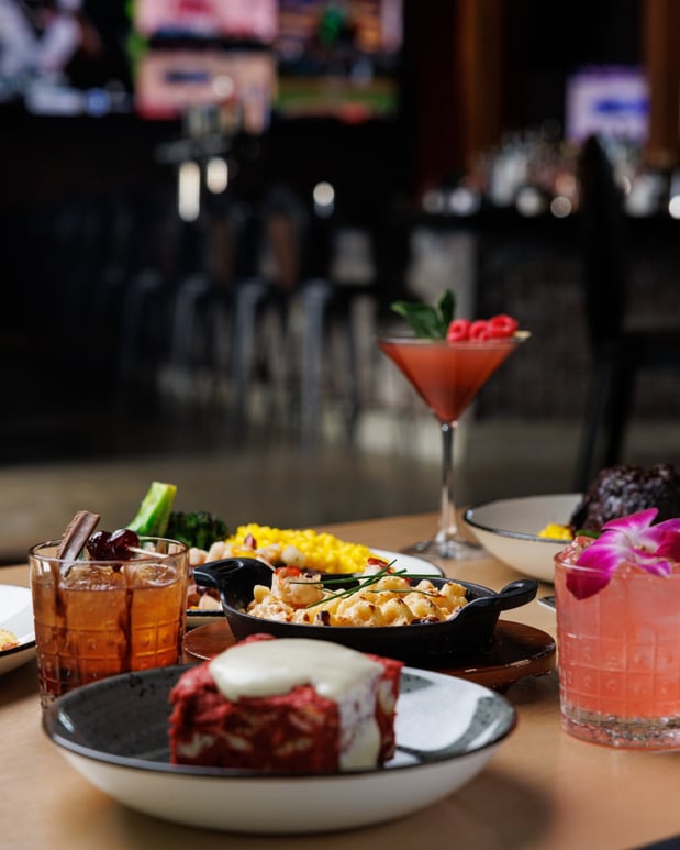 Images 1717 KITCHEN + COCKTAILS