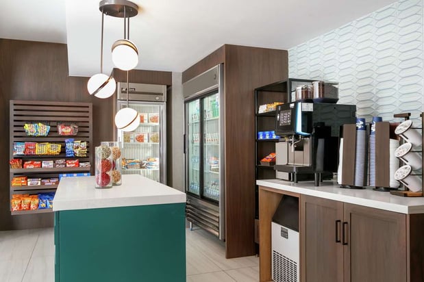 Images Embassy Suites by Hilton Philadelphia Valley Forge