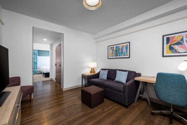 Images Hilton Garden Inn West Palm Beach Airport