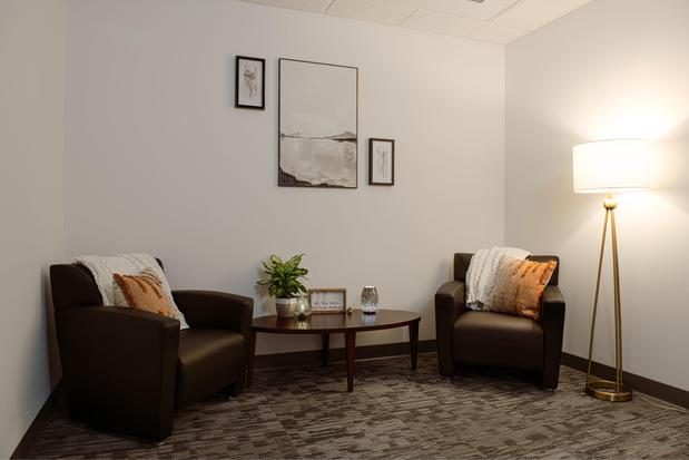 Images Pasadena Villa Outpatient - Knoxville