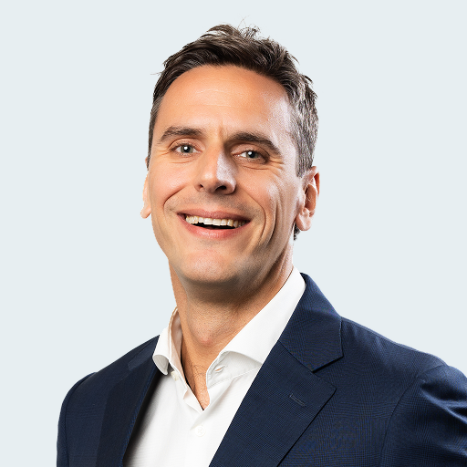 Filip Nikic headshot.