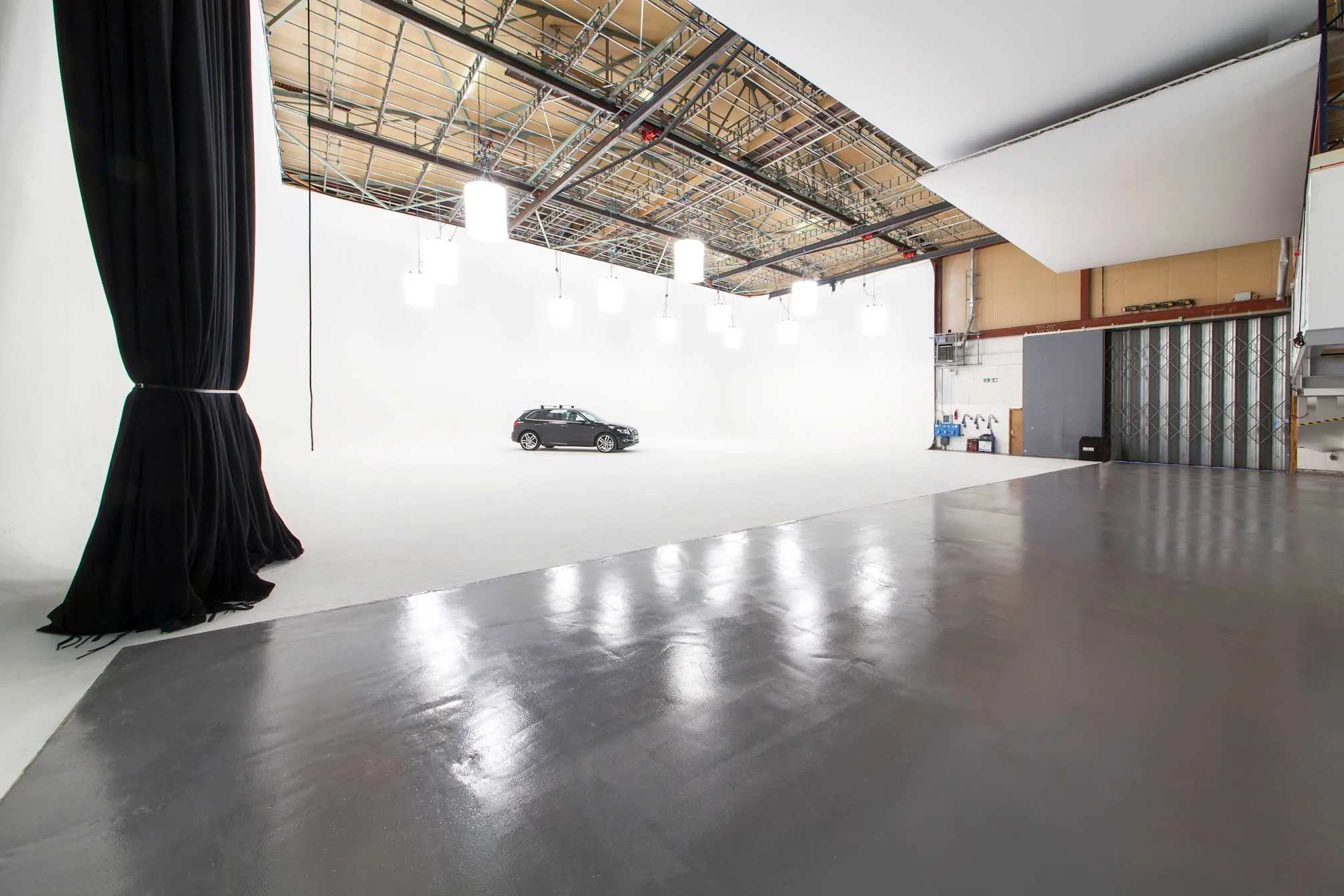 Images Malcolm Ryan Studios