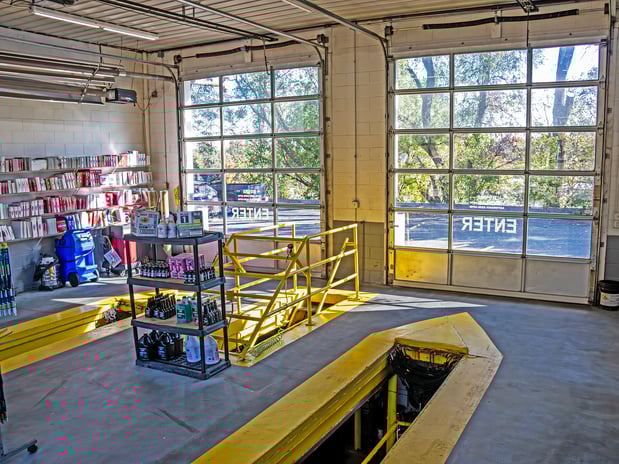 Images Performance Plus Quick Oil Change