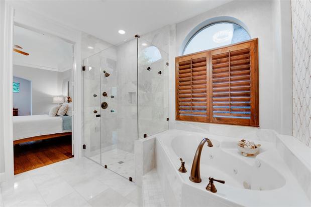 Images Cesar Espinoza Realtor/ Equity Houston