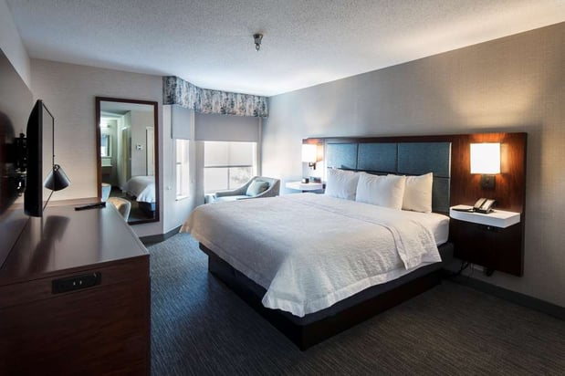 Images Hampton Inn & Suites Chicago/Lincolnshire