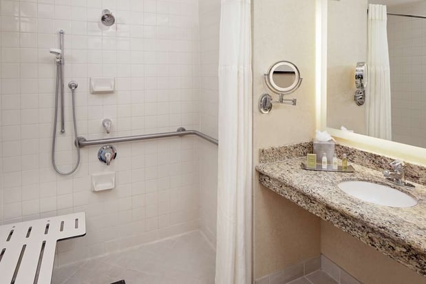Images Hotel Zessa Orange County Airport, a DoubleTree by Hilton