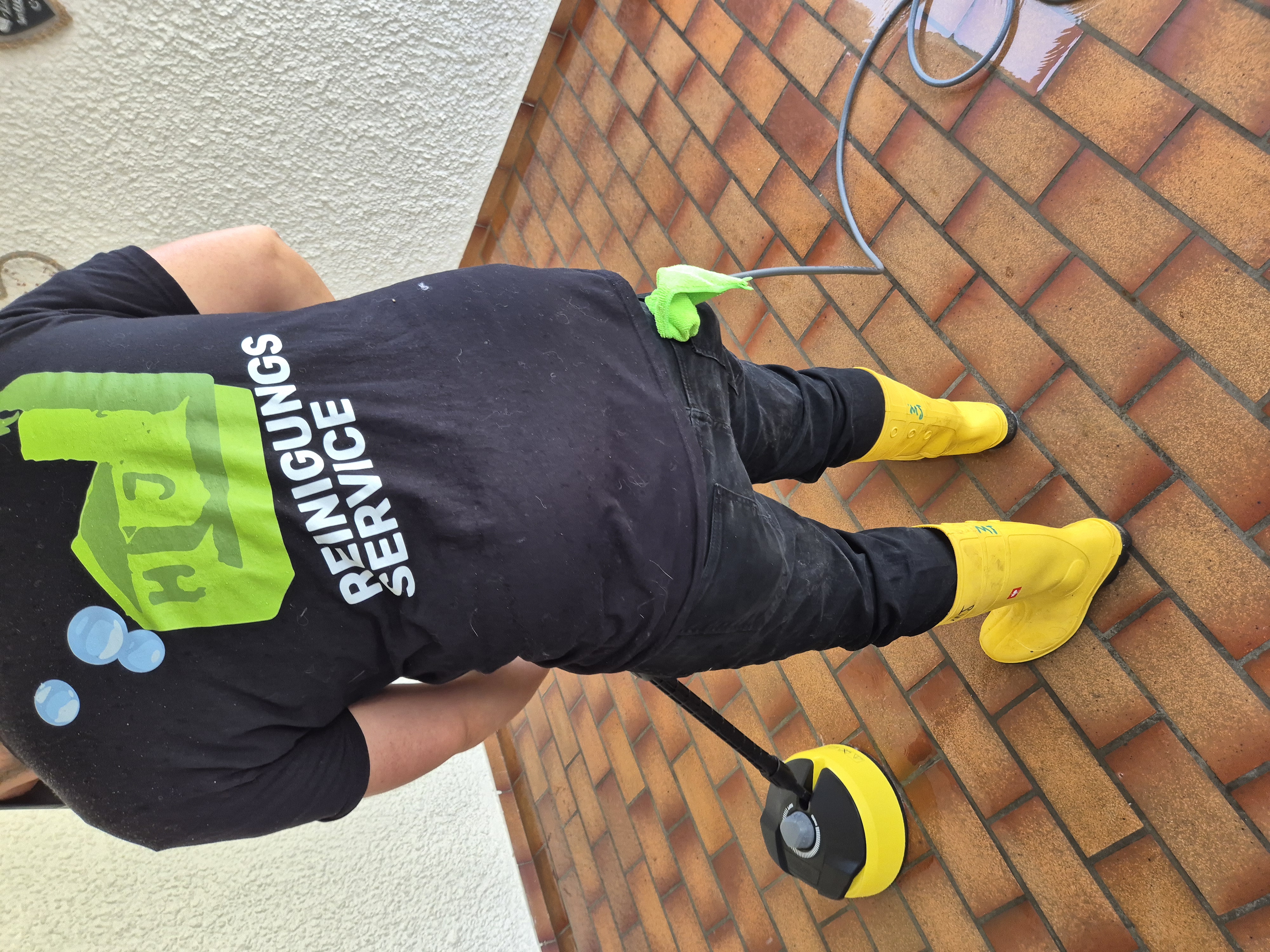 H&J Reinigungsservice, Herknerstr. 4 in Weingarten