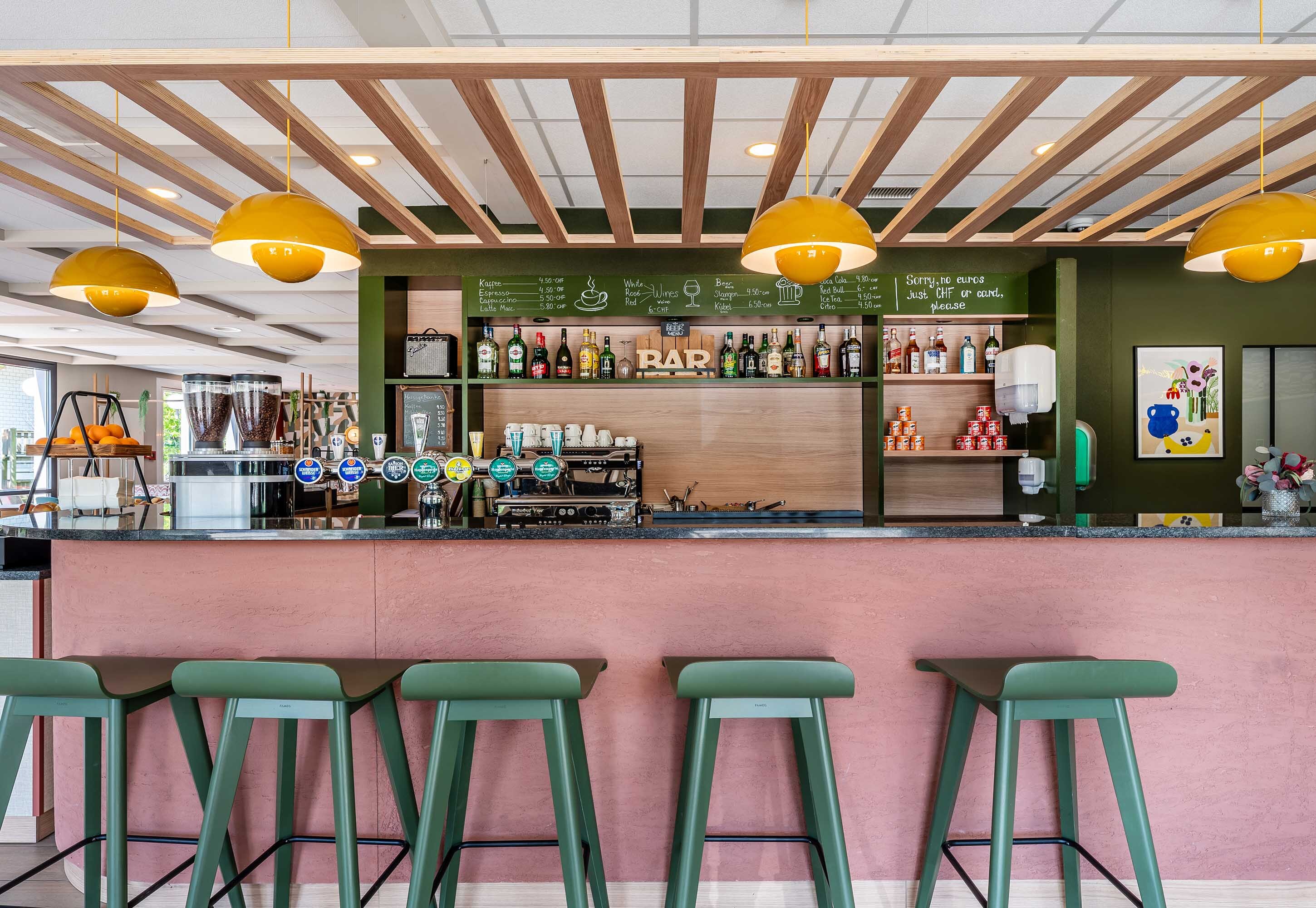 Bilder B&B HOTEL Rothrist Olten