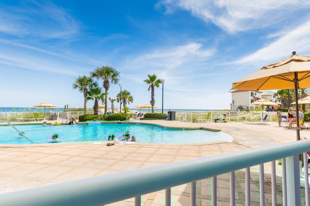 Images Holiday Inn Express Orange Beach-on the Beach by IHG