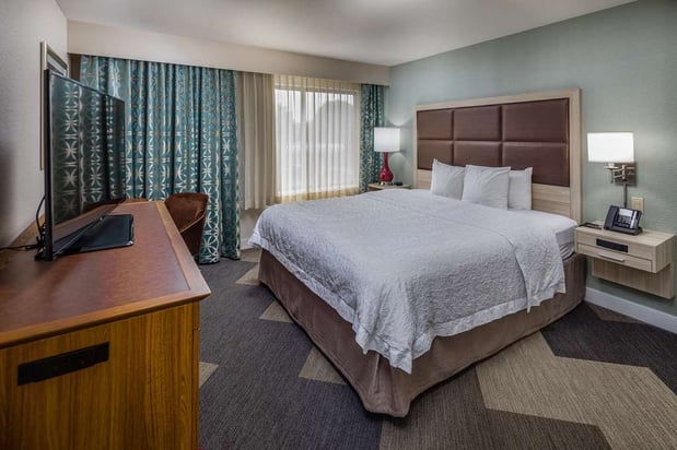 Images Hampton Inn San Francisco-Airport