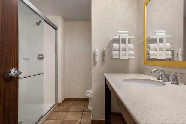 Images Hampton Inn & Suites Pittsburgh/Waterfront-West Homestead