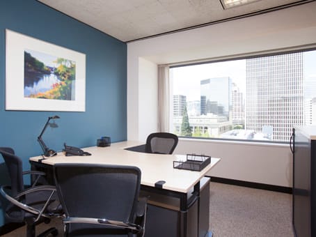 Regus - Oregon, Portland - World Trade Center Photo